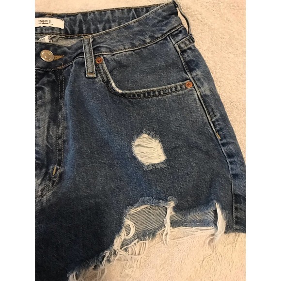 Forever 21 distressed Size 29 denim shorts - Picture 6 of 14